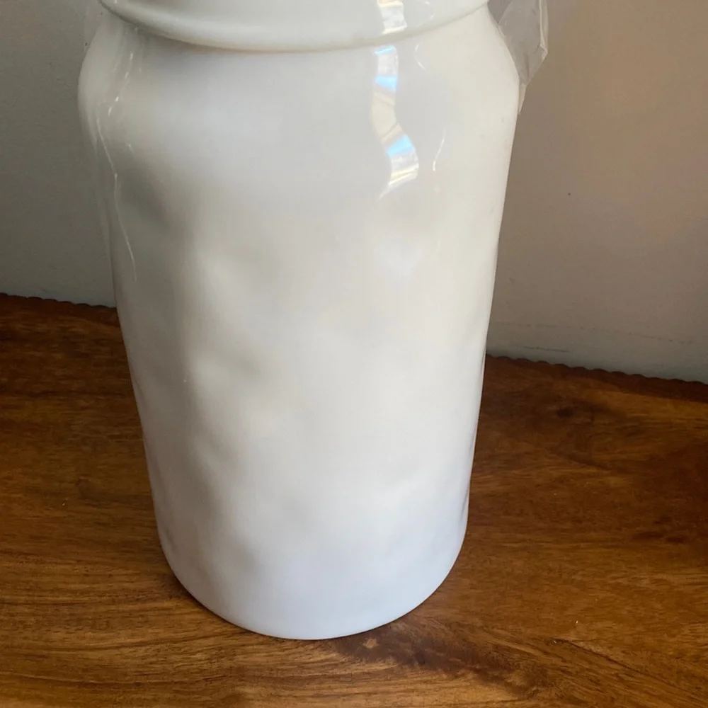 New Rae Dunn Merry Christmas Ceramic Canister Jar White Red LL